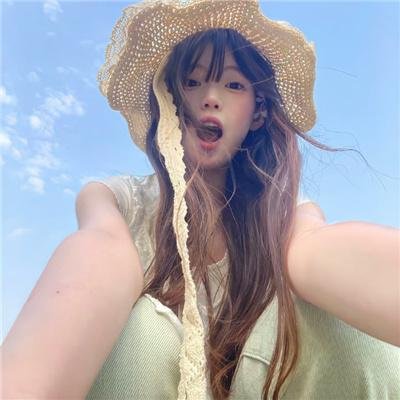 我下载了一只鬼海报