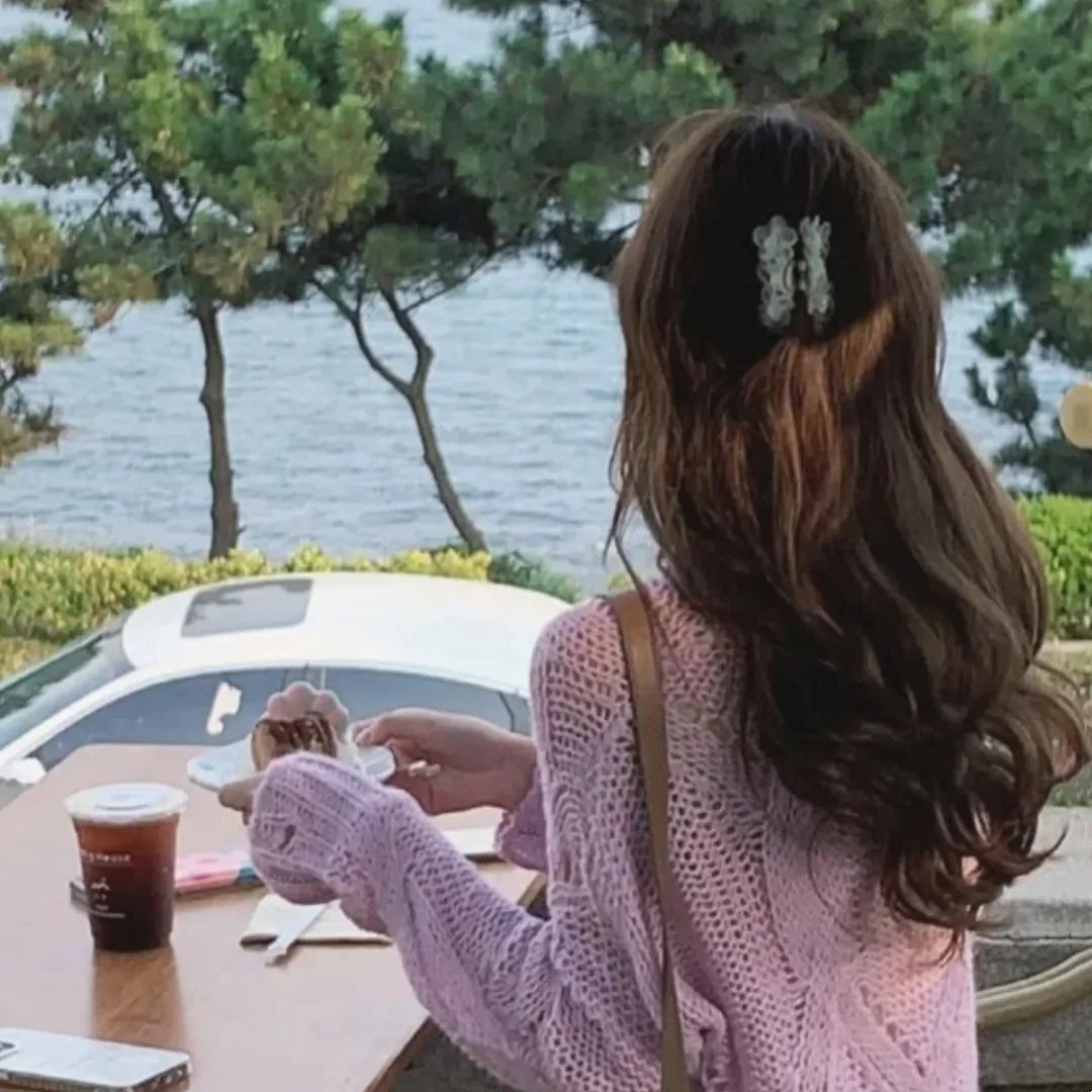 妮可睡不著海报